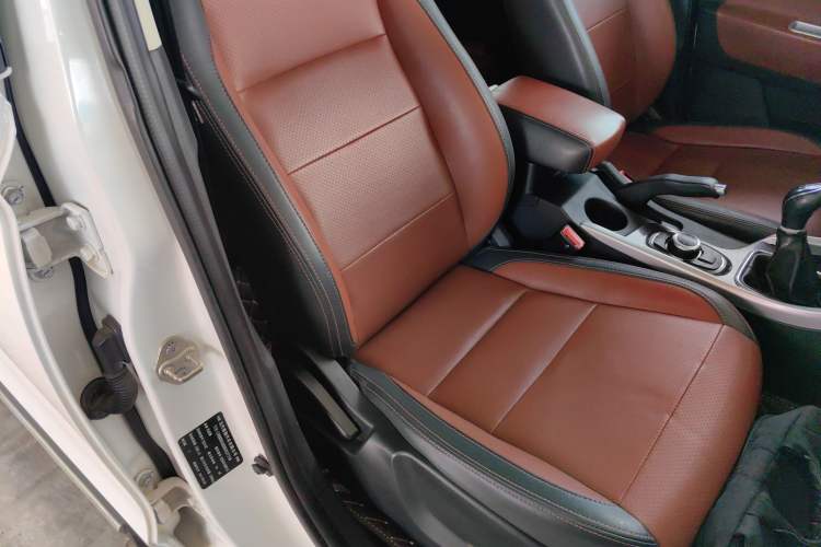 Used HYOSOW S3 2016 S3L 1.5L Manual Prestige Edition Right Front Seat