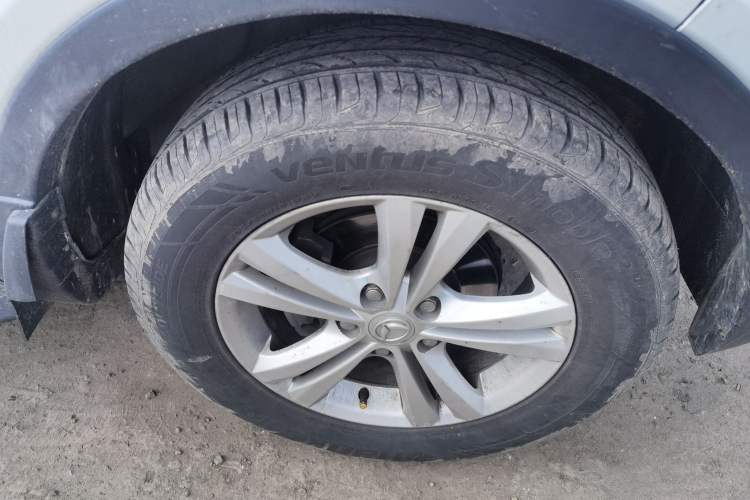 Used HYOSOW S3 2016 1.5L Manual Entrepreneurship Model Right Front Wheel Hub