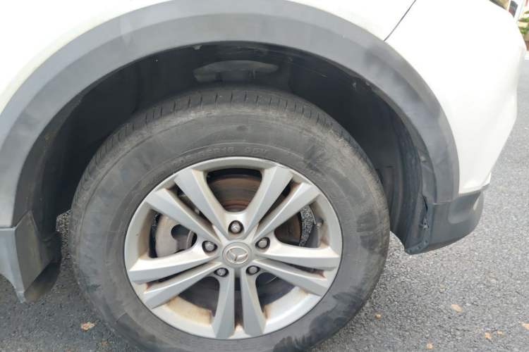 Used HYOSOW S3 2016 S3L 1.5L Manual Premium Edition Right Front Wheel Hub