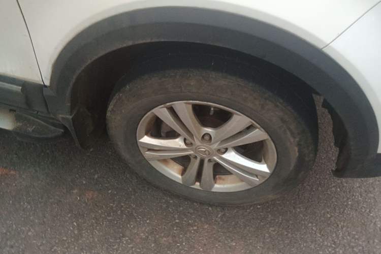 Used HYOSOW S3 2016 S3L 1.5L Manual Prestige Edition Right Front Wheel Hub