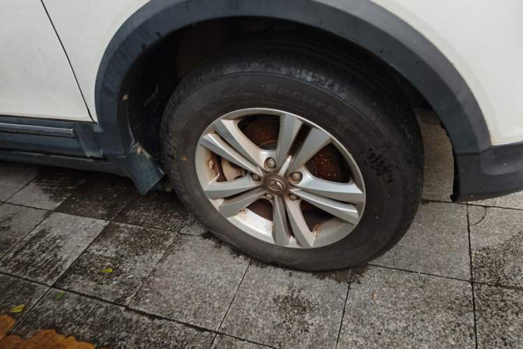 Used HYOSOW S3 2016 S3L 1.5L Manual Prestige Edition Right Front Wheel Hub