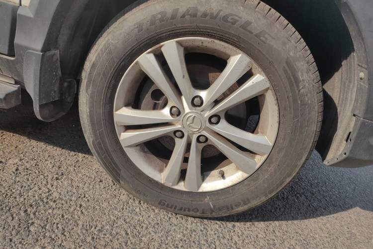 Used HYOSOW S3 2016 S3L 1.5L Manual Prestige Edition Right Front Wheel Hub