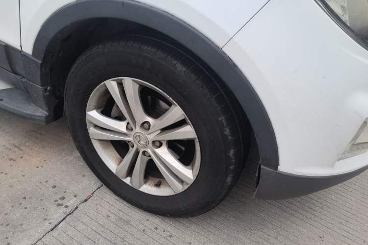 Used HYOSOW S3 2016 1.5L Manual Luxury Model China V Standard Right Front Wheel Hub