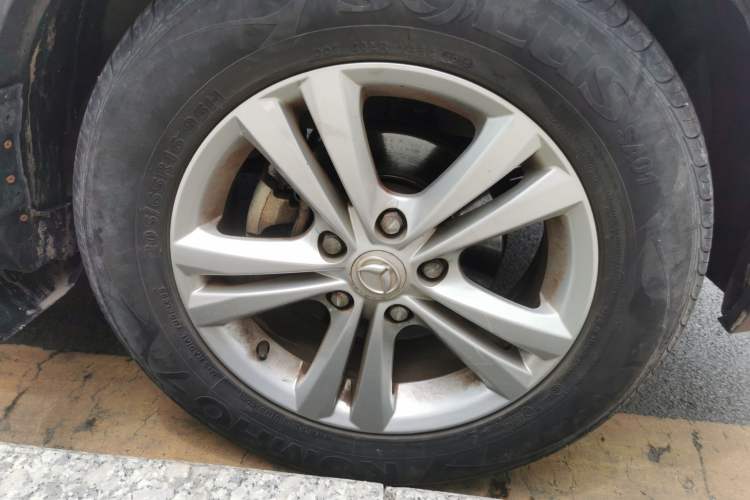 Used HYOSOW S3 2016 1.5L Manual Comfort Version China IV Emission Standard Right Front Wheel Hub