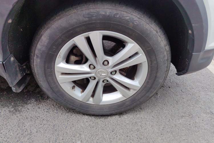 Used HYOSOW S3 2016 S3L 1.5L Manual Premium Edition Right Front Wheel Hub