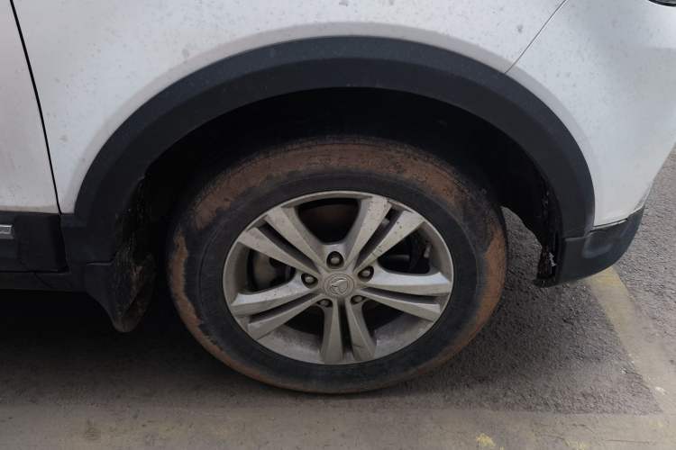 Used HYOSOW S3 2016 S3L 1.5L Manual Premium Edition Right Front Wheel Hub