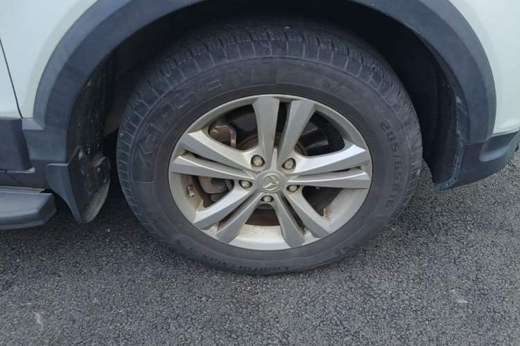 Used HYOSOW S3 2016 S3L 1.5L Manual Prestige Edition Right Front Wheel Hub