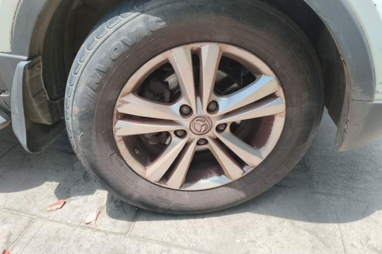 Used HYOSOW S3 2016 1.5L Manual Comfort Version China IV Emission Standard Right Front Wheel Hub