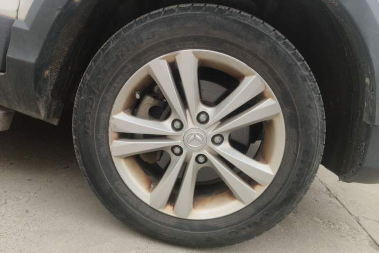 Used HYOSOW S3 2016 S3L 1.5L Manual Prestige Edition Right Front Wheel Hub