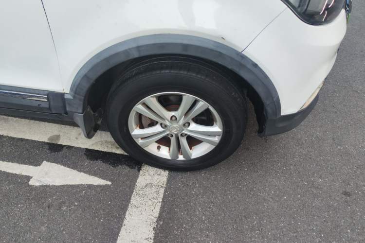 Used HYOSOW S3 2016 S3L 1.5L Manual Prestige Edition Right Front Wheel Hub