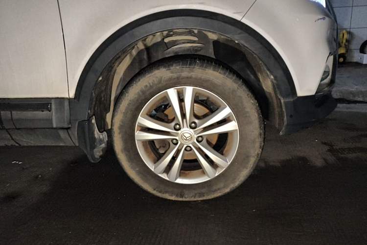 Used HYOSOW S3 2016 S3L 1.5L Manual Premium Edition Right Front Wheel Hub