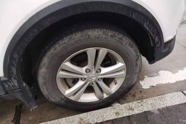 Used HYOSOW S3 2016 S3L 1.5L Manual Prestige Edition Right Front Wheel Hub