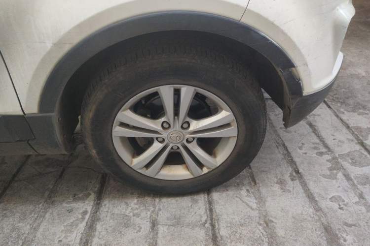 Used HYOSOW S3 2016 1.5L Manual Luxury Model China V Standard Right Front Wheel Hub