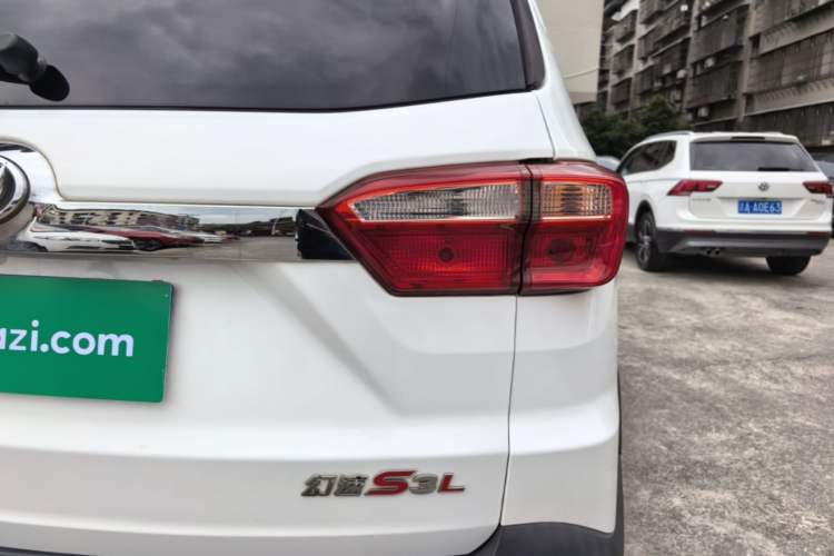 Used HYOSOW S3 2016 S3L 1.5L Manual Prestige Edition Right Rear Taillight