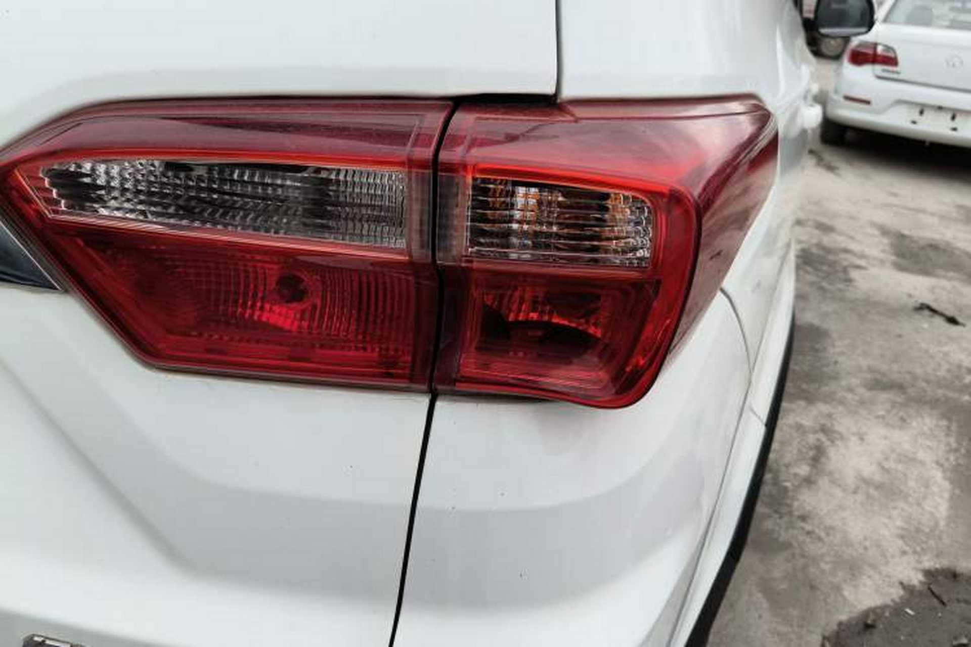 Used HYOSOW S3 2016 S3L 1.5L Manual Premium Edition Right Rear Taillight