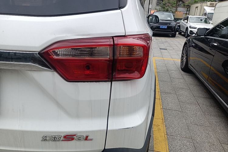Used HYOSOW S3 2016 S3L 1.5L Manual Prestige Edition Right Rear Taillight