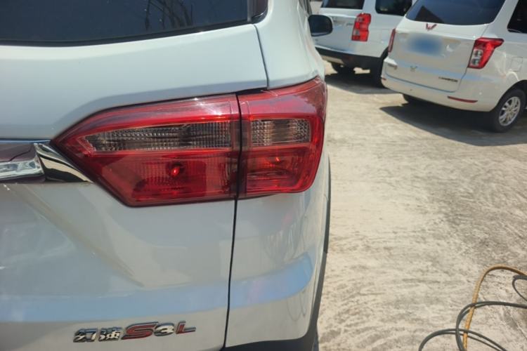 Used HYOSOW S3 2016 S3L 1.5L Manual Premium Edition Right Rear Taillight