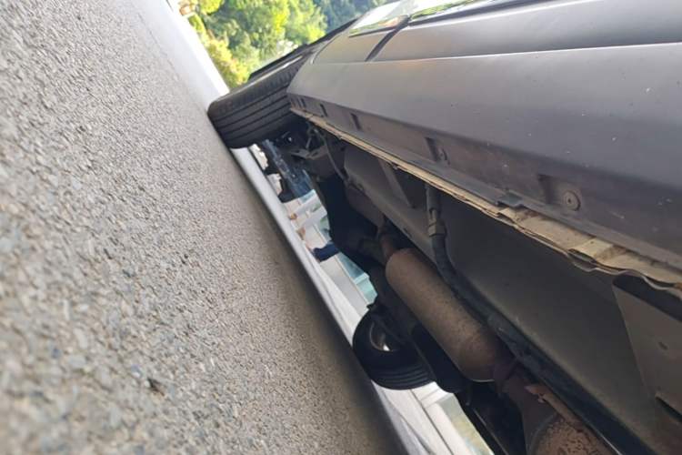 Used HYOSOW S3 2016 1.5L Manual Comfort Version China IV Emission Standard Right Side Sill