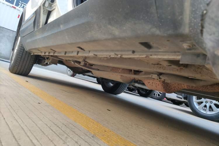 Used HYOSOW S3 2016 S3L 1.5L Manual Premium Edition Right Side Sill