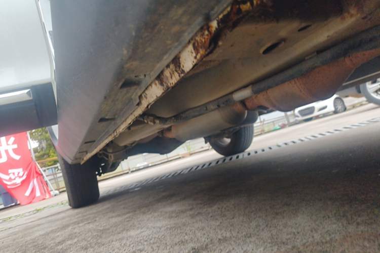 Used HYOSOW S3 2016 1.5L Manual Comfort Version China IV Emission Standard Right Side Sill