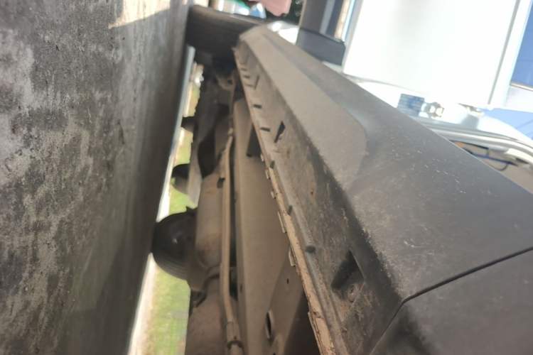 Used HYOSOW S3 2016 S3L 1.5L Manual Premium Edition Right Side Sill
