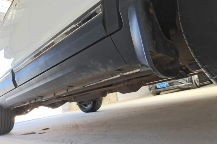 Used HYOSOW S3 2016 S3L 1.5L Manual Premium Edition Right Side Sill