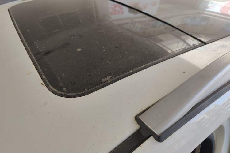 Used HYOSOW S3 2016 S3L 1.5L Manual Prestige Edition Roof