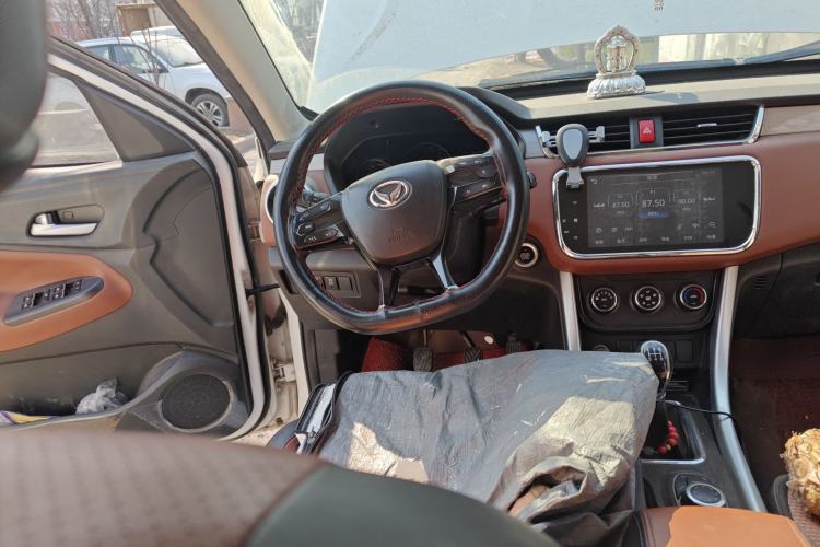 Used HYOSOW S3 2016 S3L 1.5L Manual Prestige Edition Steering Wheel