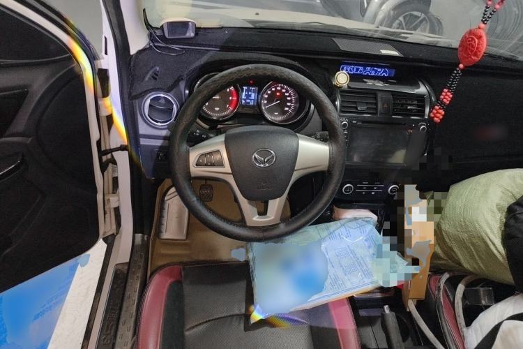 Used HYOSOW S3 2016 1.5L Manual Luxury Edition China IV Emission Standard Steering Wheel