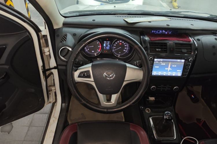 Used HYOSOW S3 2016 1.5L Manual Luxury Edition China IV Emission Standard Steering Wheel