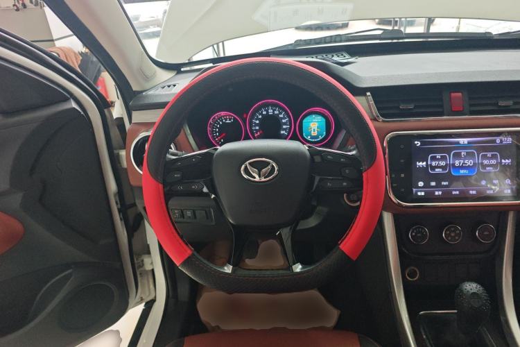 Used HYOSOW S3 2016 S3L 1.5L Manual Prestige Edition Steering Wheel