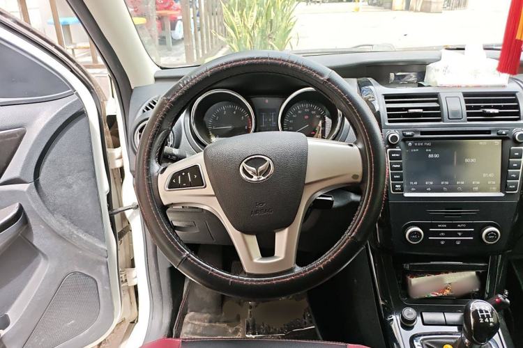 Used HYOSOW S3 2016 1.5L Manual Luxury Model China V Standard Steering Wheel