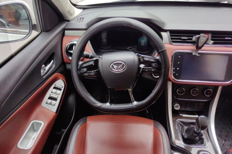 Used HYOSOW S3 2016 S3L 1.5L Manual Premium Edition Steering Wheel