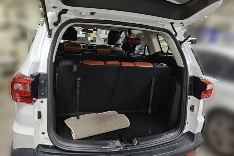 Used HYOSOW S3 2016 S3L 1.5L Manual Prestige Edition Trunk