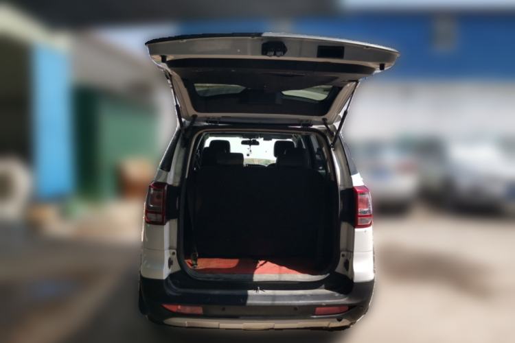 Used HYOSOW S3 2016 1.5L Manual Comfort Version China IV Emission Standard Trunk
