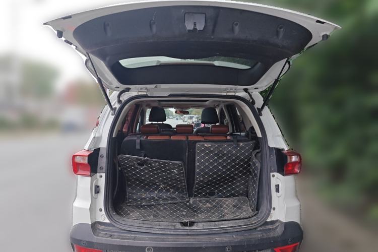 Used HYOSOW S3 2016 S3L 1.5L Manual Premium Edition Trunk