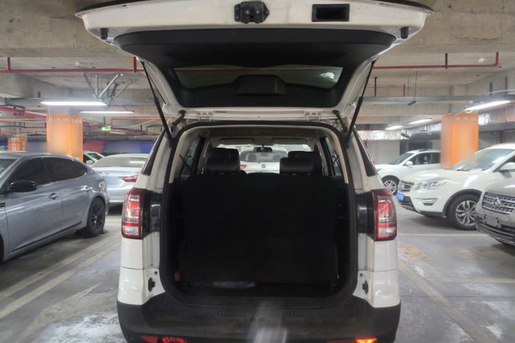 Used HYOSOW S3 2016 1.5L Manual Luxury Edition China IV Emission Standard Trunk