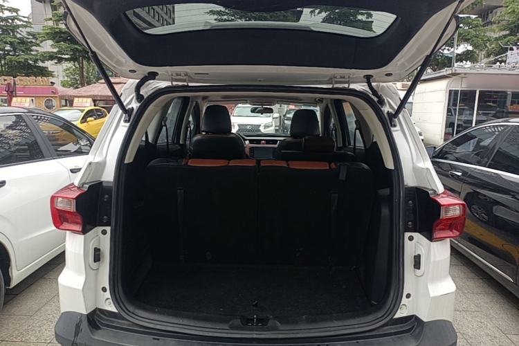 Used HYOSOW S3 2016 S3L 1.5L Manual Prestige Edition Trunk