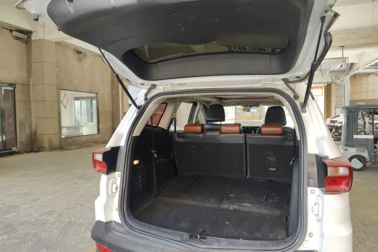 Used HYOSOW S3 2016 S3L 1.5L Manual Prestige Edition Trunk