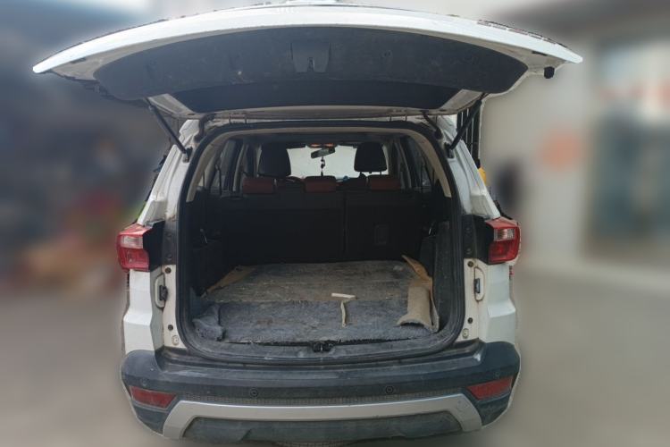 Used HYOSOW S3 2016 S3L 1.5L Manual Premium Edition Trunk