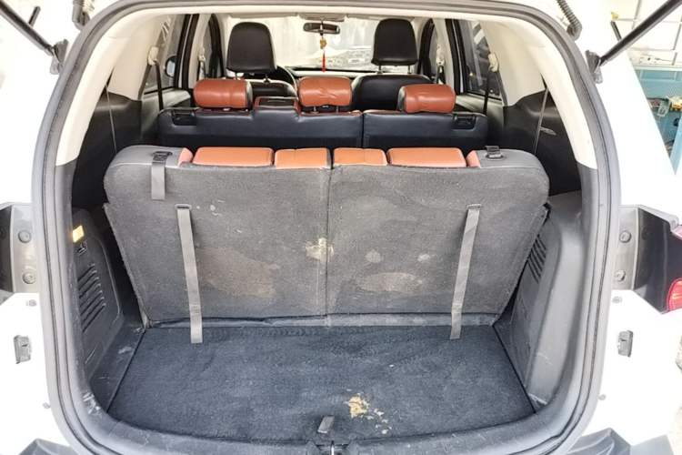 Used HYOSOW S3 2016 S3L 1.5L Manual Prestige Edition Trunk