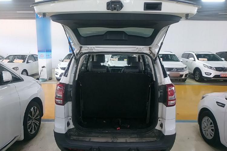 Used HYOSOW S3 2016 1.5L Manual Comfort Version China IV Emission Standard Trunk