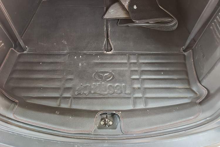 Used HYOSOW S3 2016 S3L 1.5L Manual Premium Edition Trunk
