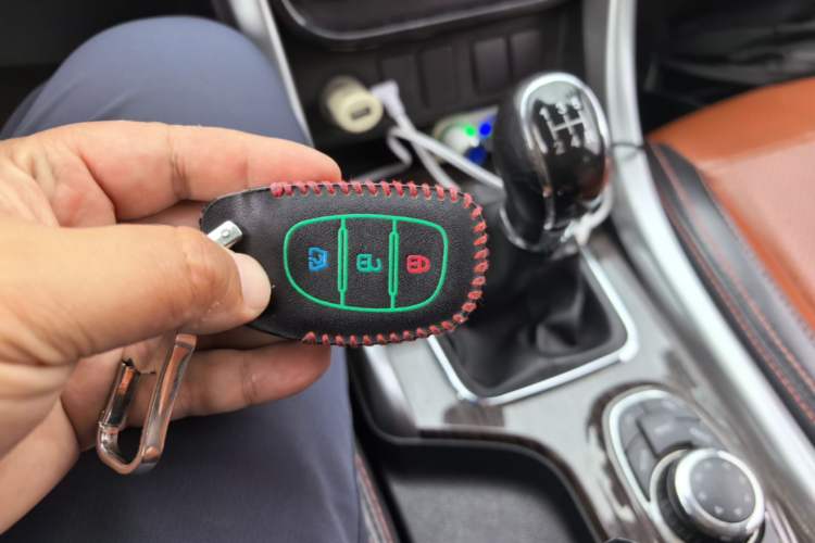 Used HYOSOW S3 2016 S3L 1.5L Manual Prestige Edition Vehicle Key