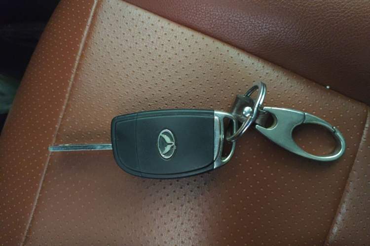 Used HYOSOW S3 2016 S3L 1.5L Manual Premium Edition Vehicle Key