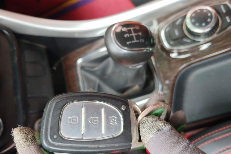 Used HYOSOW S3 2016 S3L 1.5L Manual Prestige Edition Vehicle Key