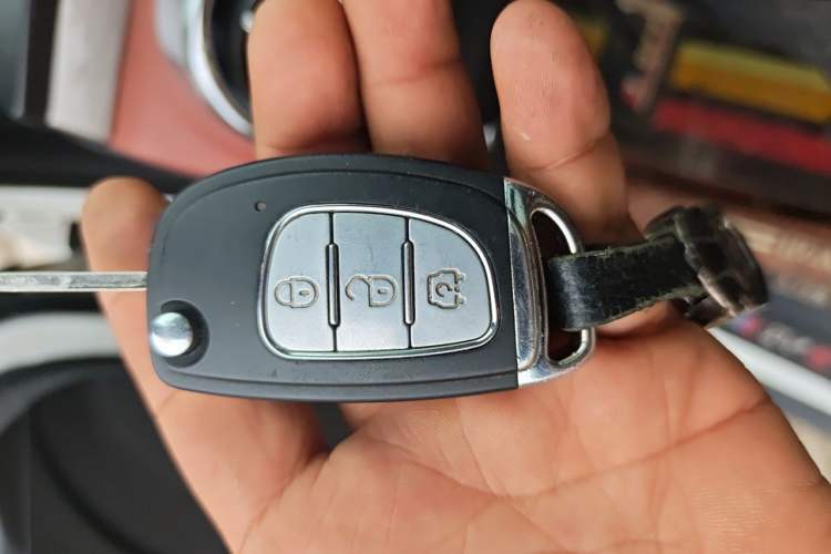 Used HYOSOW S3 2016 S3L 1.5L Manual Premium Edition Vehicle Key