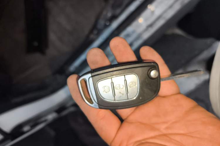 Used HYOSOW S3 2016 S3L 1.5L Manual Premium Edition Vehicle Key