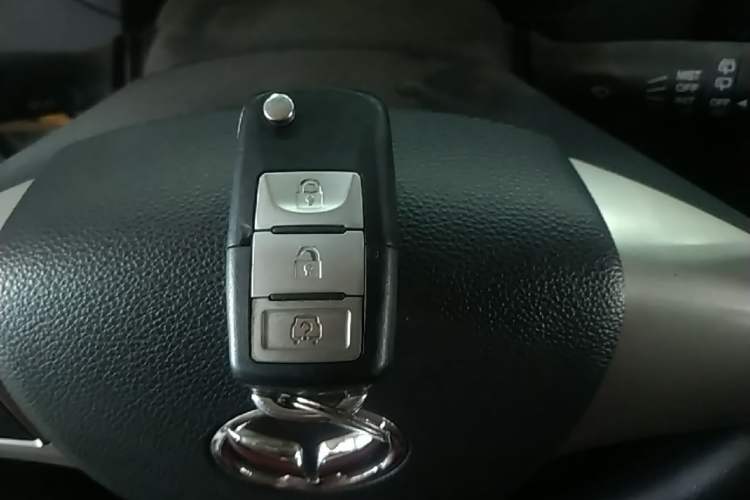 Used HYOSOW S3 2016 1.5L Manual Comfort Version China IV Emission Standard Vehicle Key