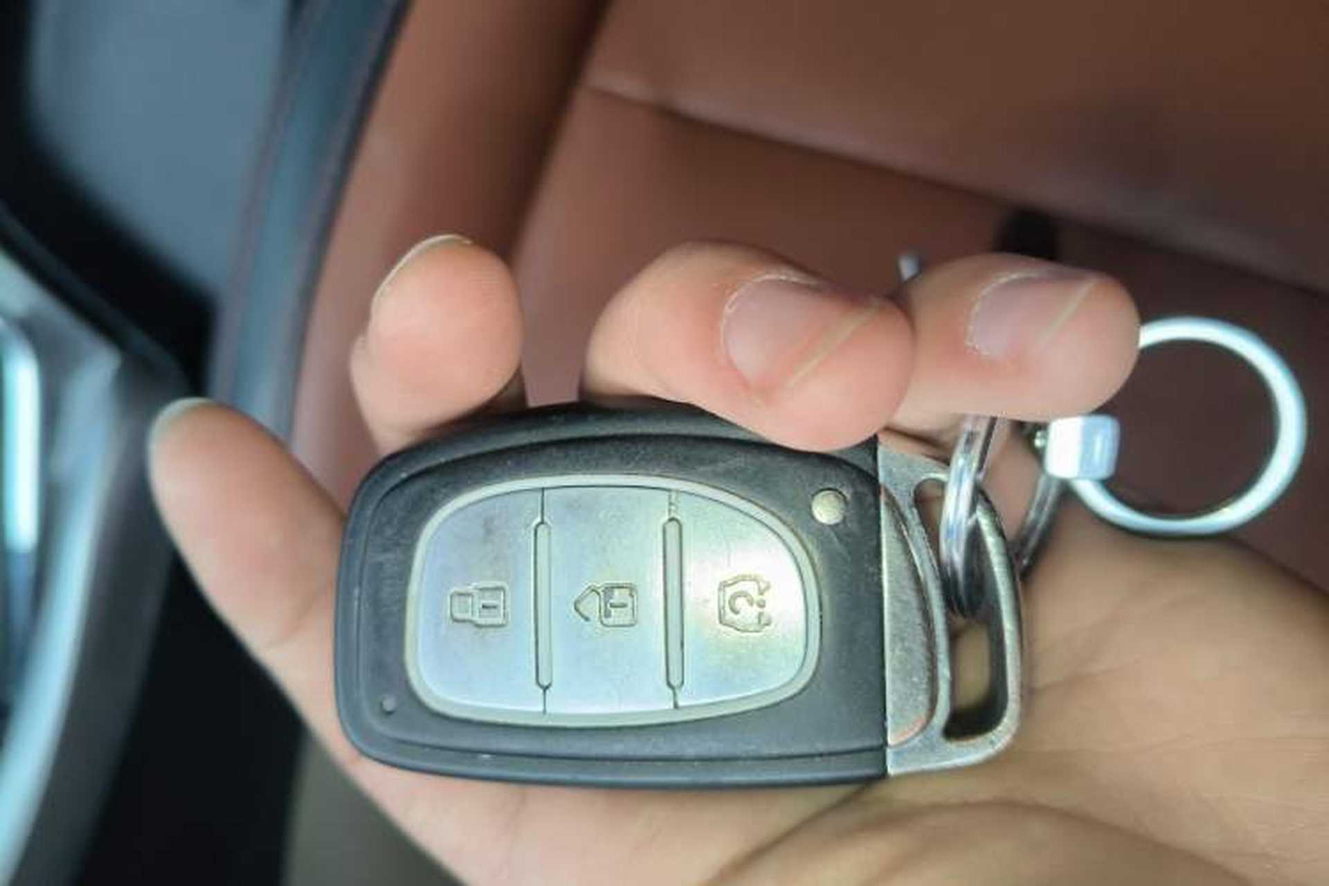 Used HYOSOW S3 2016 S3L 1.5L Manual Prestige Edition Vehicle Key